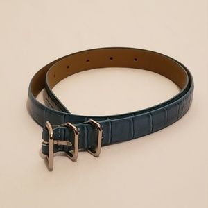 Womens Thin Turquoise Belt Size Small
